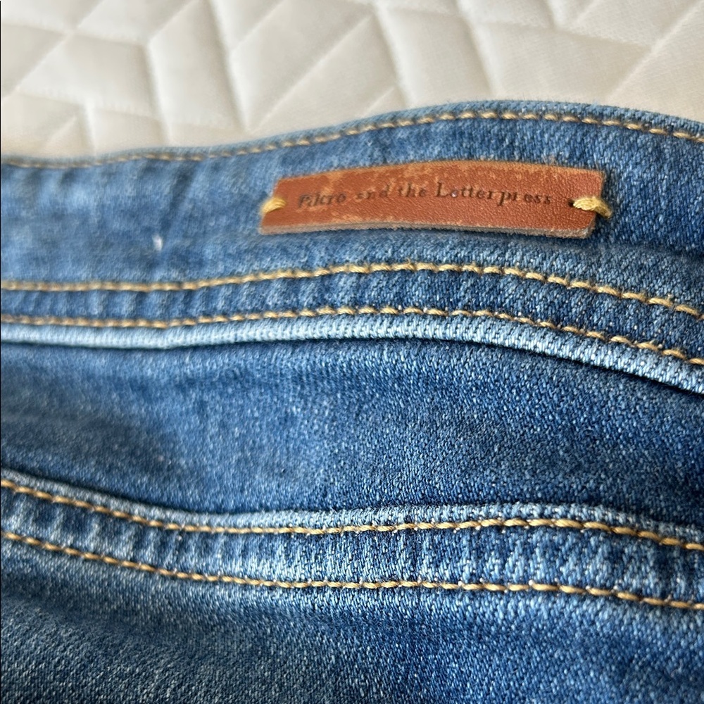 NEW LISTING! PILCRO Jeans with Decorative Patchwork - Picture 7 of 7